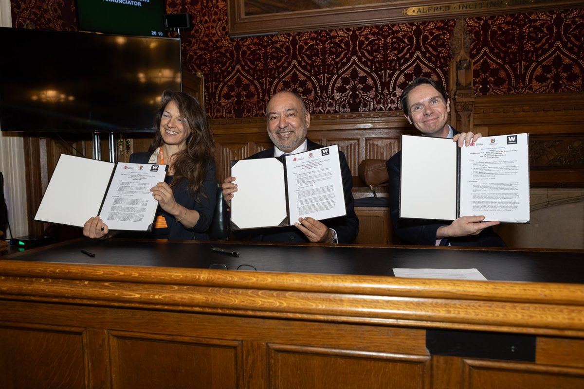 The MOU was then signed by the three partners: Mark Henderson for the Wellcome Collection, Dr Mehool Sanghrajka for the Institute of Jainology, and Marie-Hélène Gorisse for the University of Birmingham